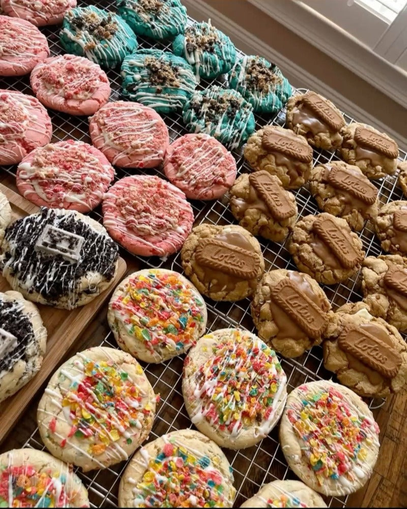 dozen cookies box- assorted